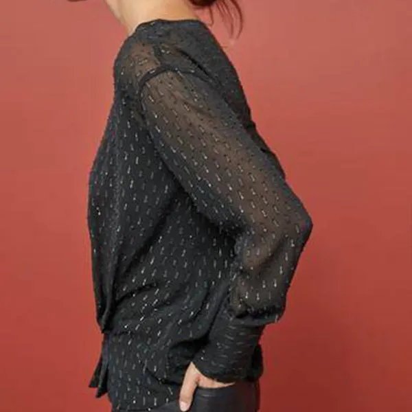 465256 GO JACQ TIE SIDE BLK 6 LS TOPS