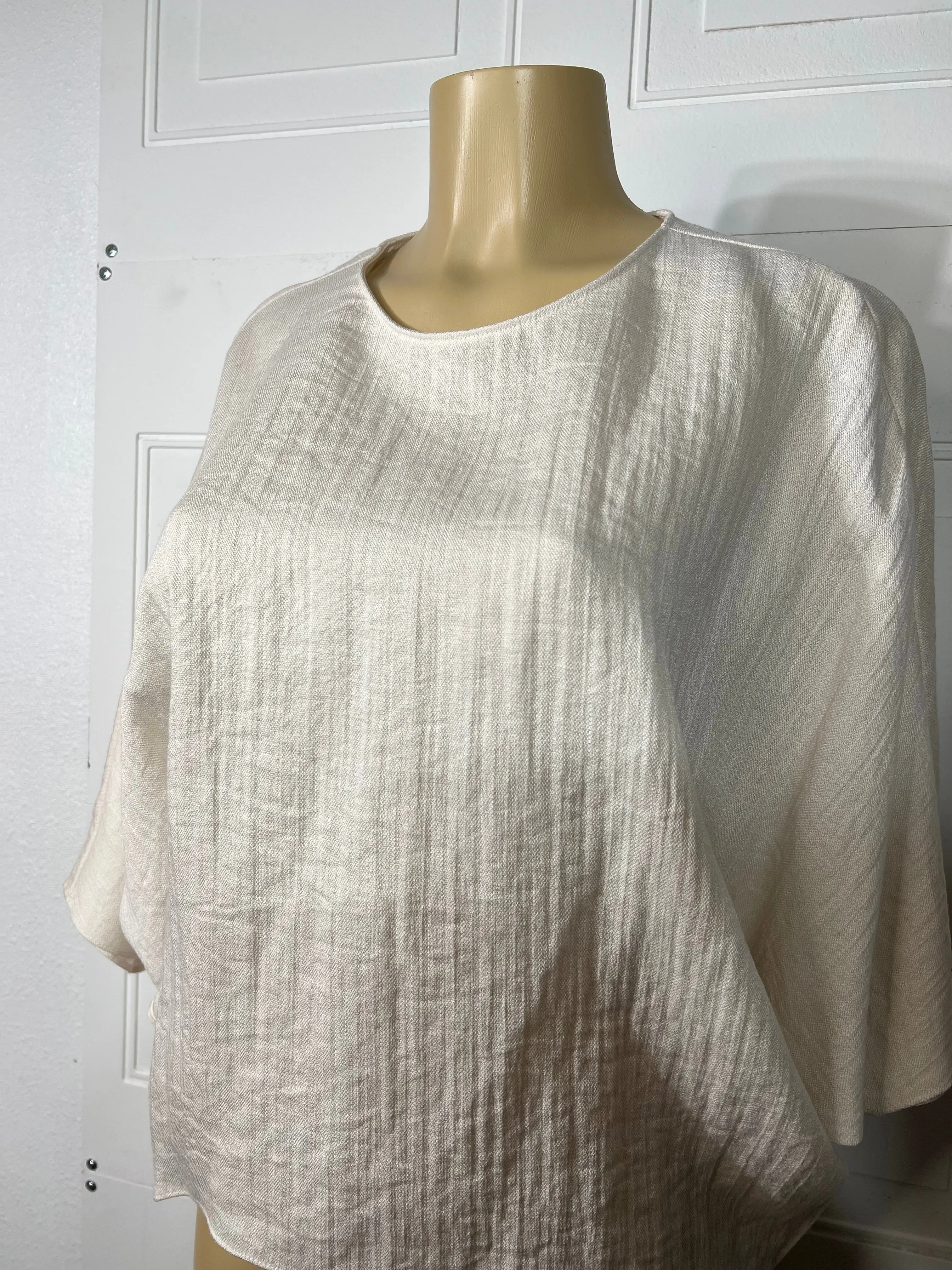 Aliss Round Neck Linen Blend Top