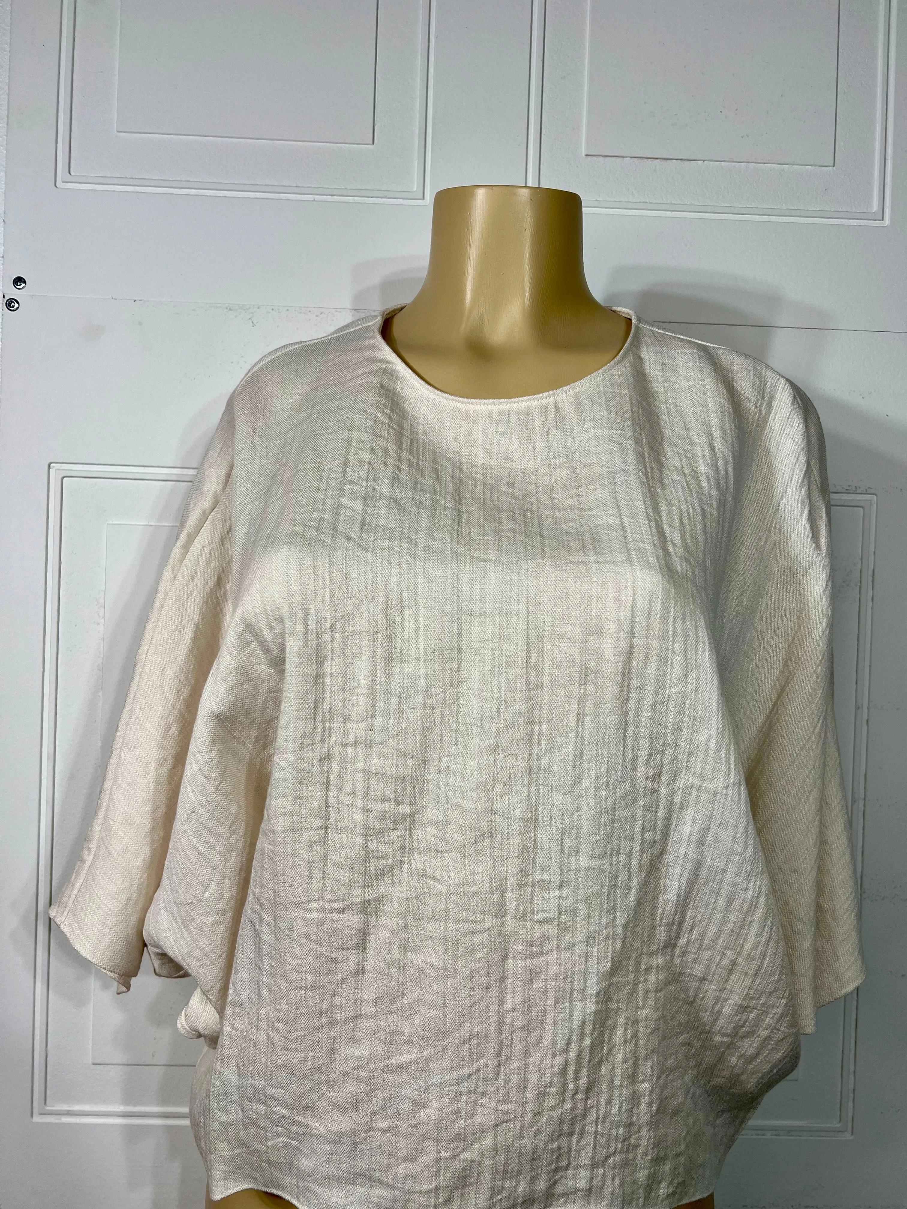 Aliss Round Neck Linen Blend Top