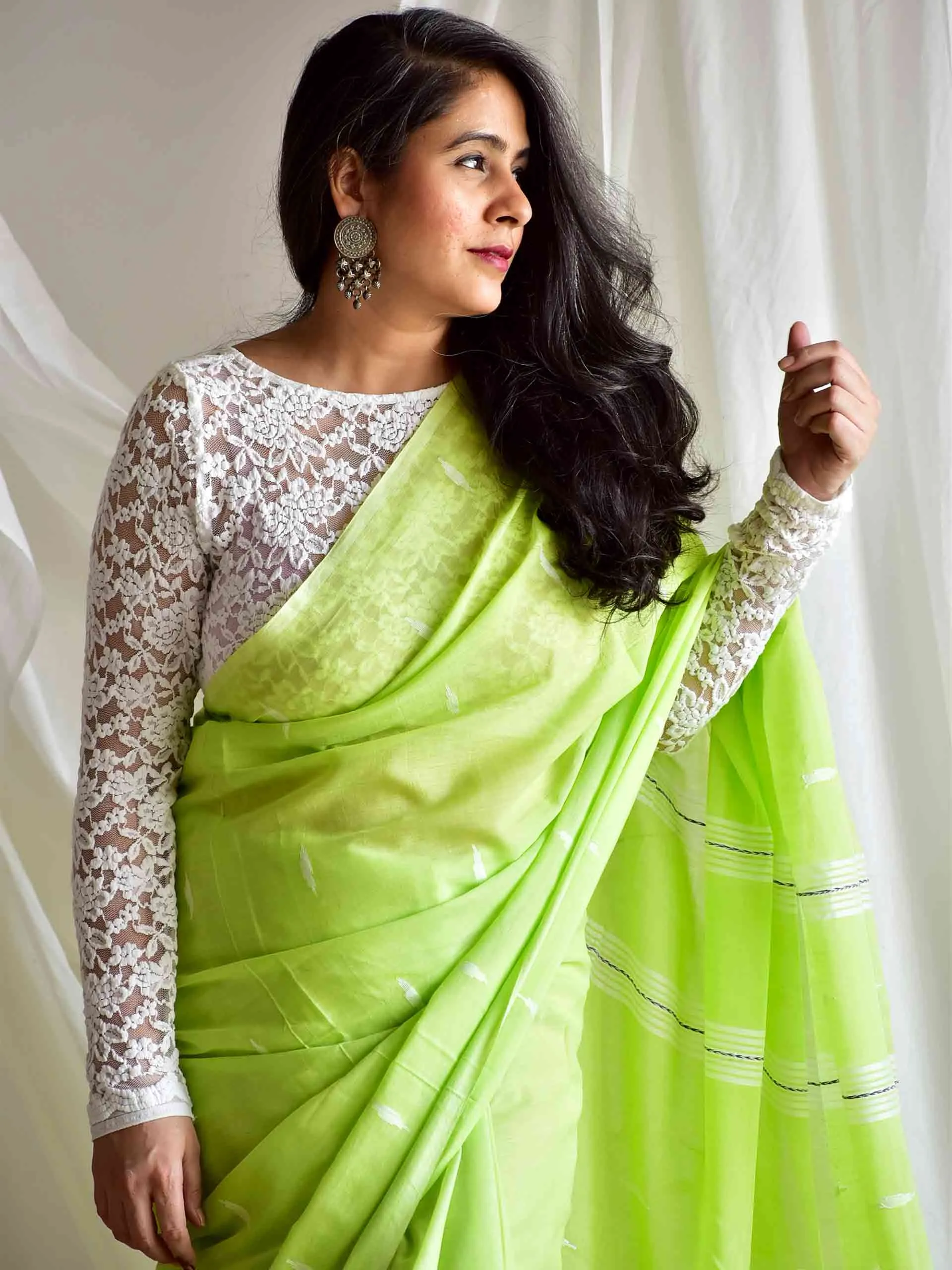 dhara - handloom Jamdani mul cotton saree