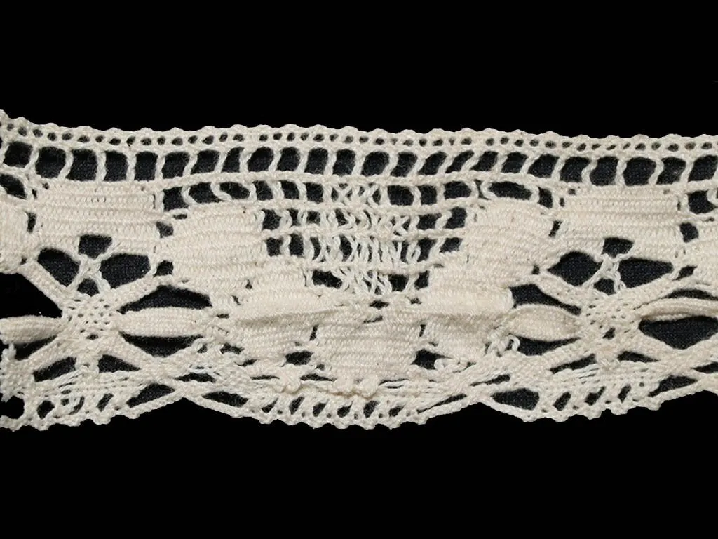 Dyeable Greige Design 1110 Cotton Laces