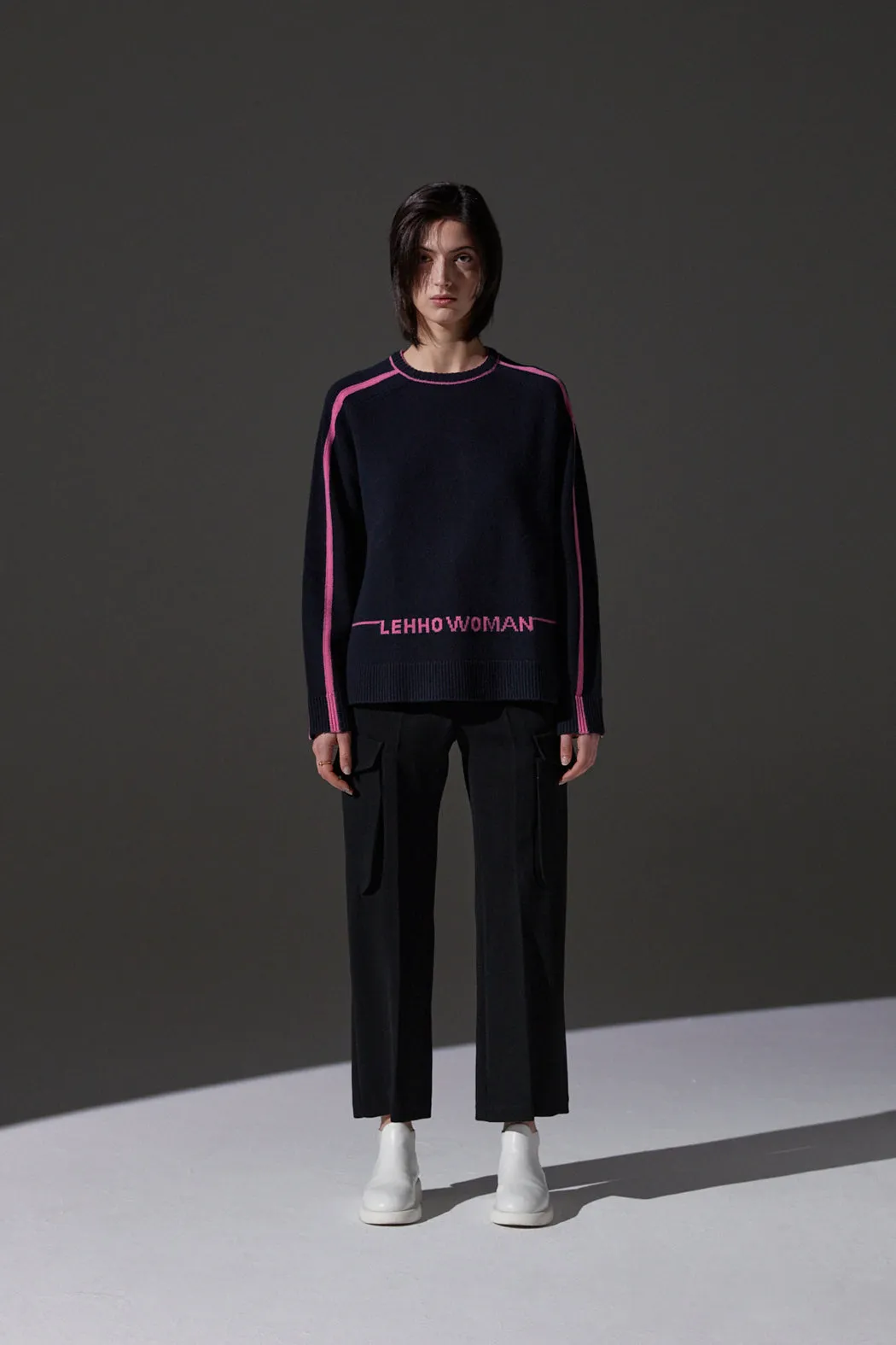 ECLIPSE POCKET CROPPED PANTS