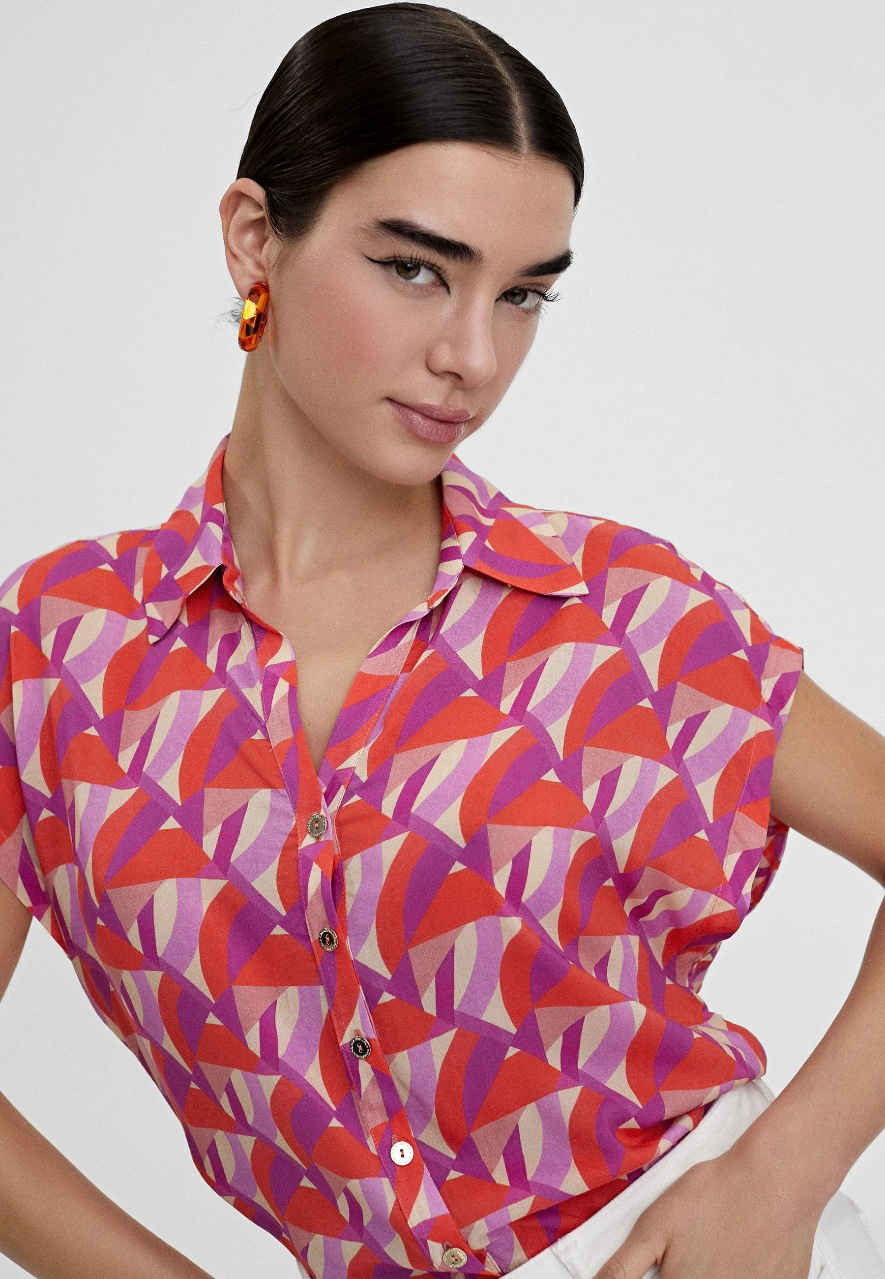 Flowing printed blouse