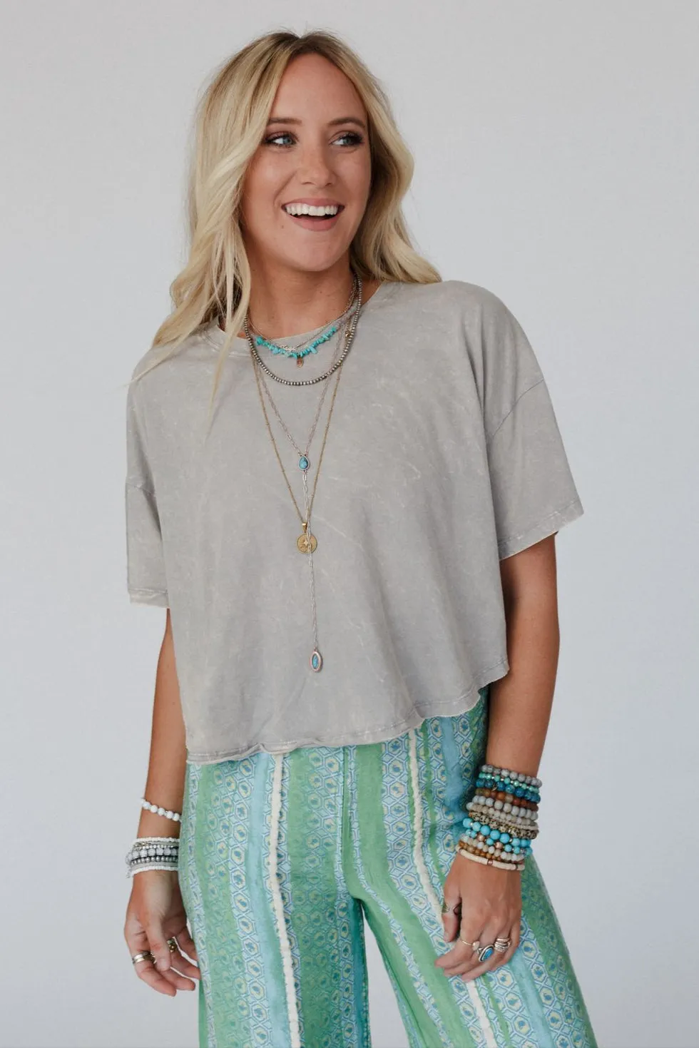 Free Flowing Tee - Gray