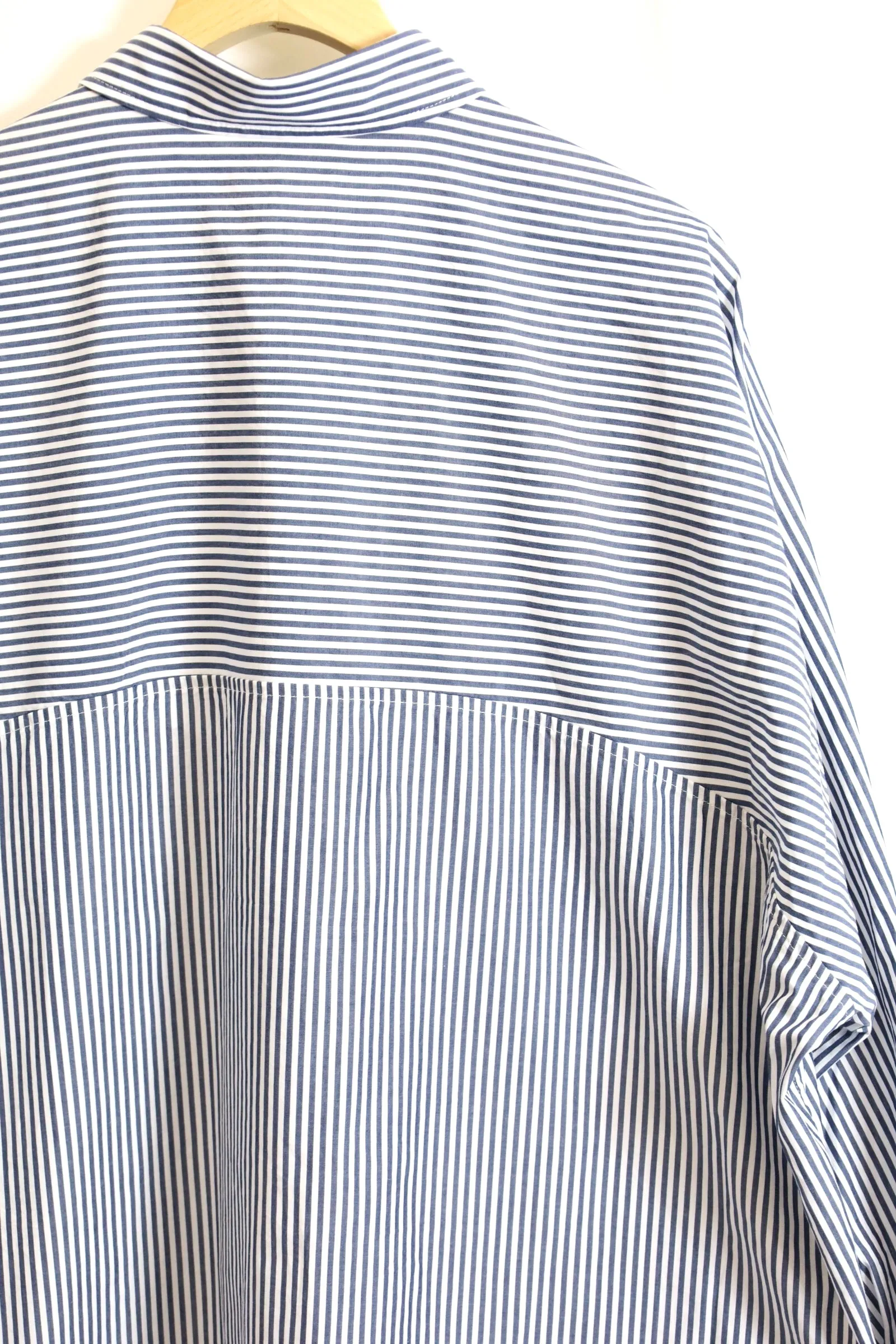 Fresh Service / Corporate Stripe Anorak Shirt