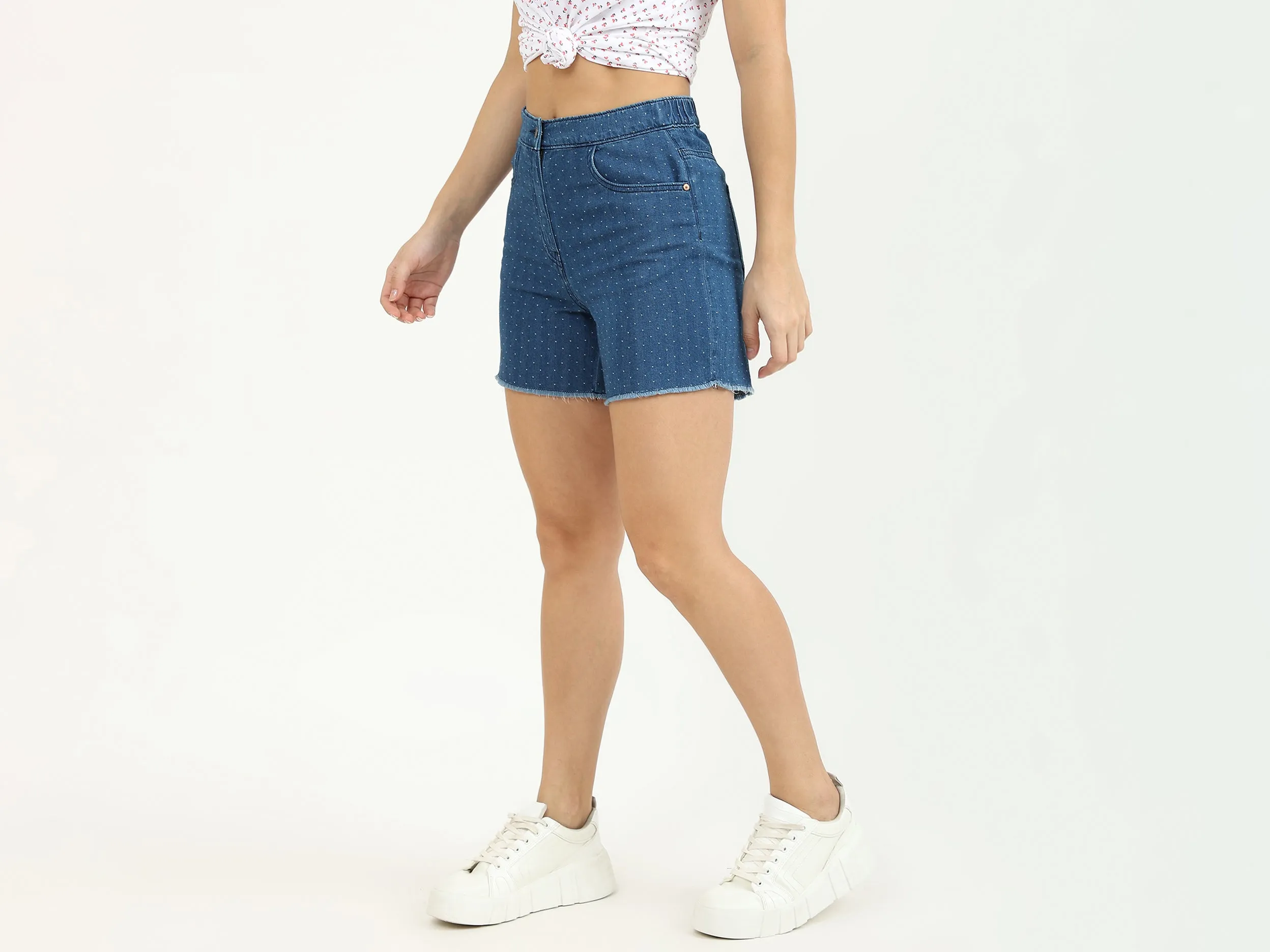 Ladies Solid Mid Rise Shorts