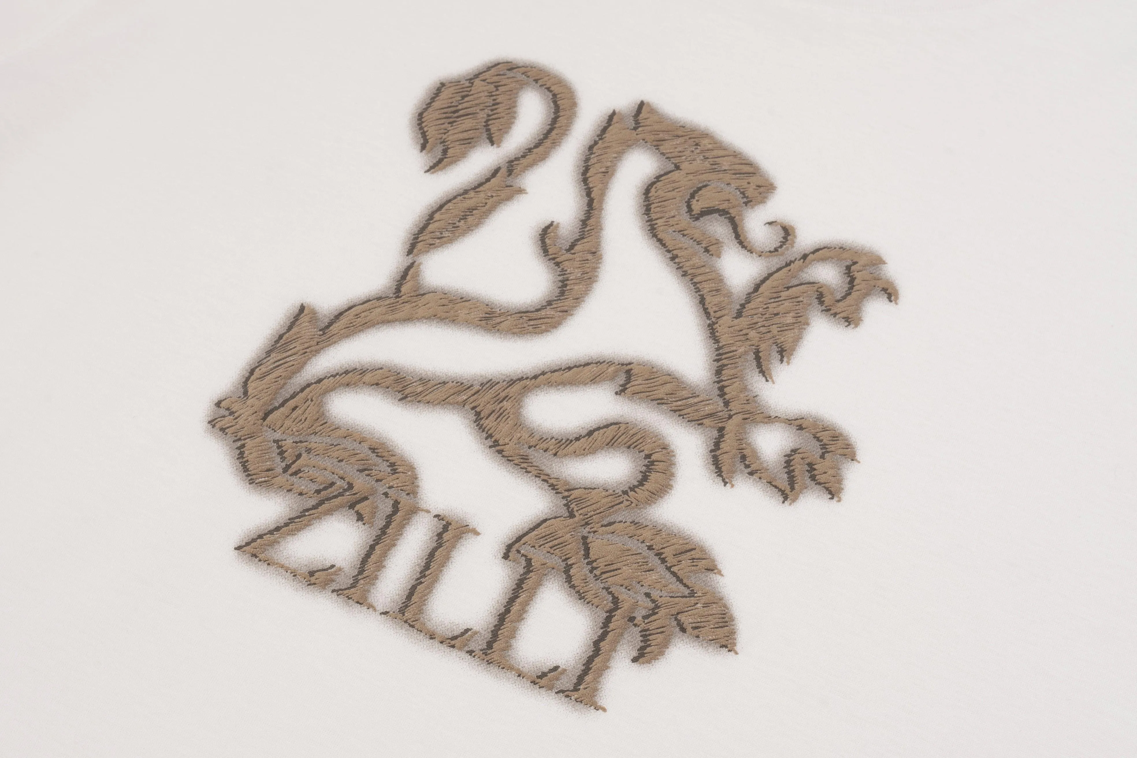 T-shirt with embossed Griffon pattern