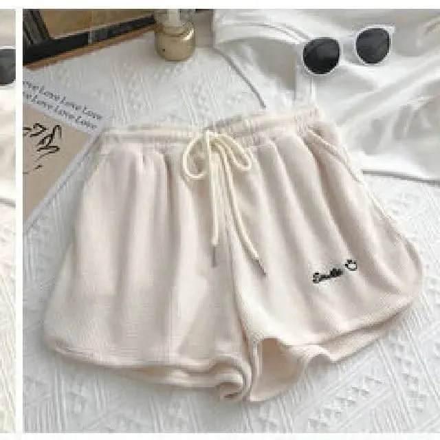 Women’s Loose-Fit Casual Summer Shorts – New Style Wide-Leg Lounge Hot Pants