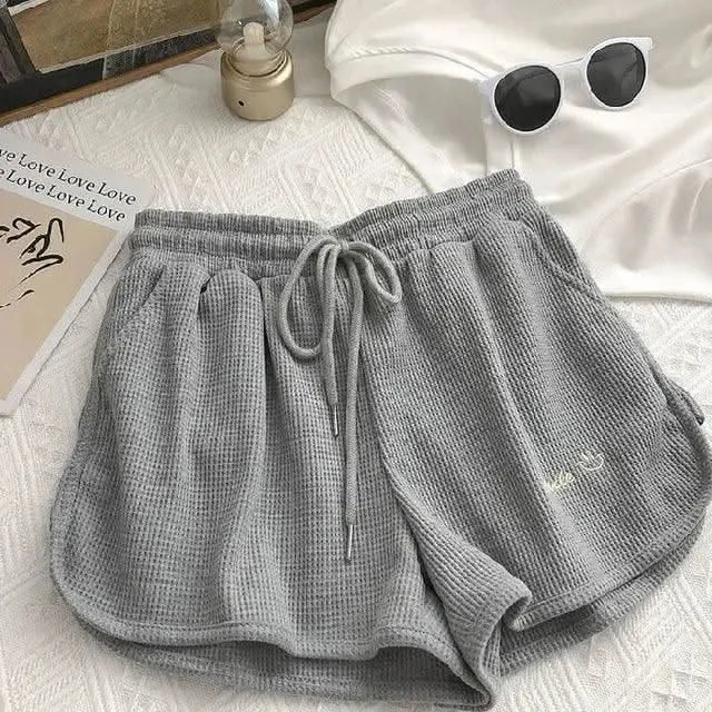 Women’s Loose-Fit Casual Summer Shorts – New Style Wide-Leg Lounge Hot Pants