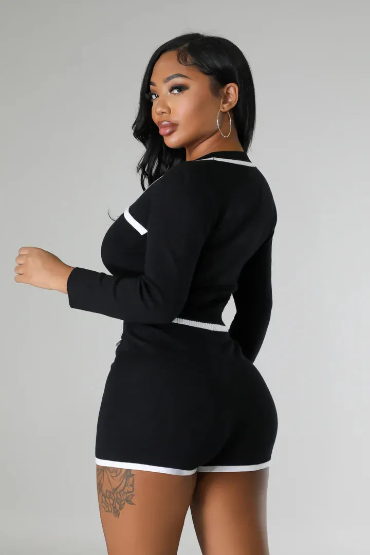 Women's Stylish High waisted Knit Long Sleeve Black Short Set